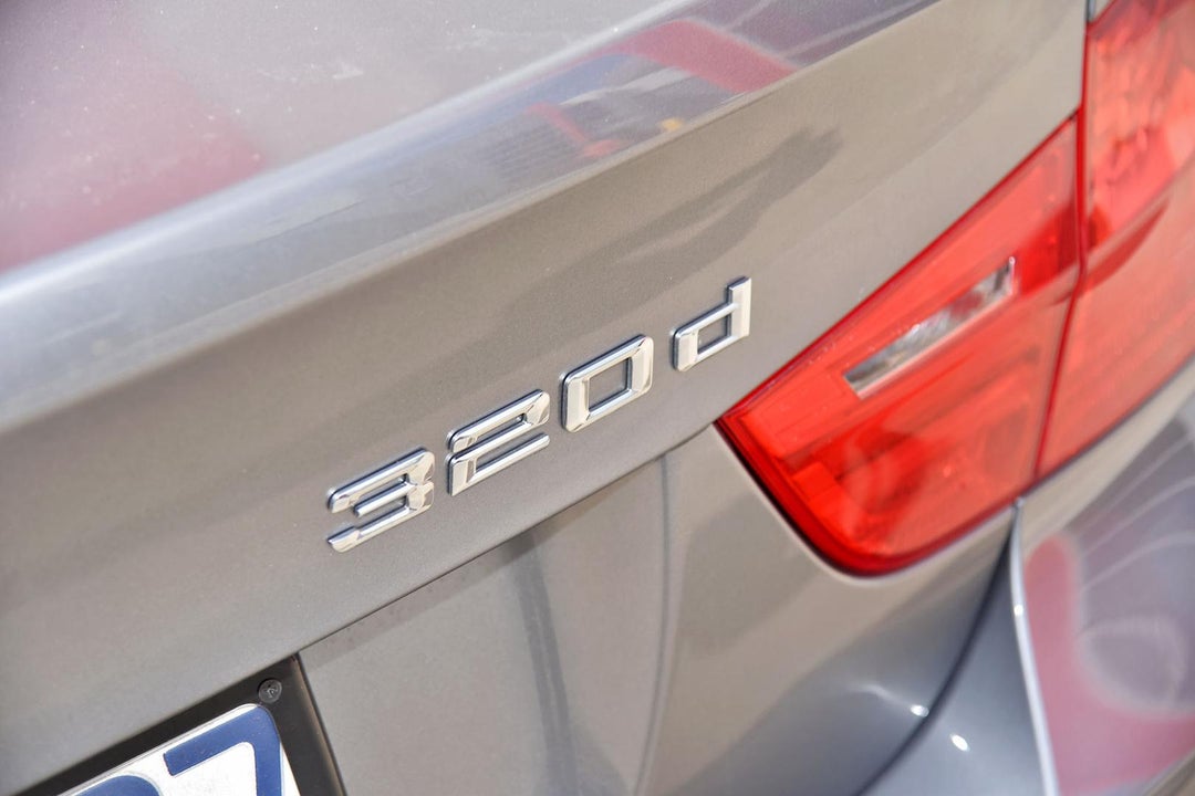 2010 BMW 3 Series 20d Lifestyle, Automatic, 40713 km, Photo 10