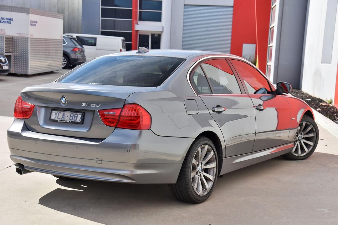 2010 BMW 3 Series 20d Lifestyle, Automatic, 40713 km, Photo 8