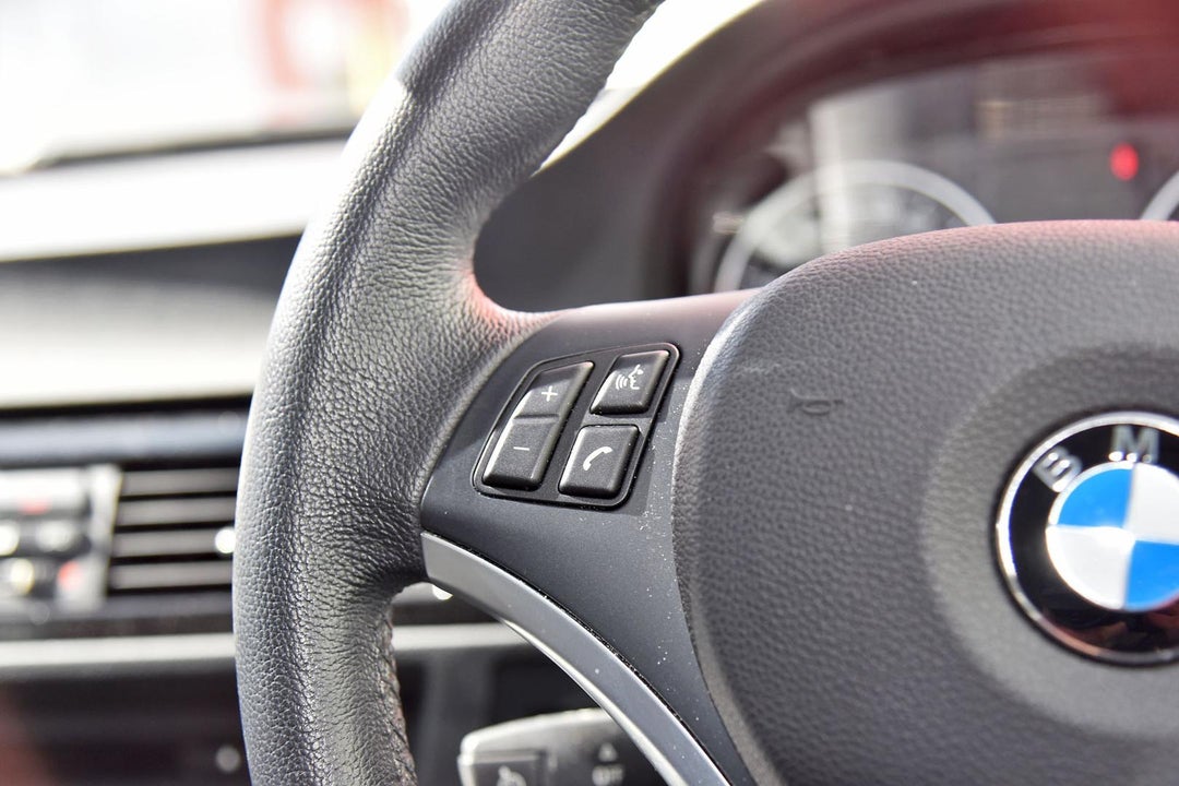 2010 BMW 3 Series 20d Lifestyle, Automatic, 40713 km, Photo 15