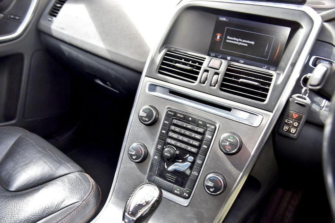 2013 Volvo XC60 D5 Teknik, Automatic, 169670 km, Photo 18