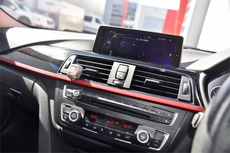 2014 BMW 3 Series Sport Line, Automatic, 119008 km, Photo 13