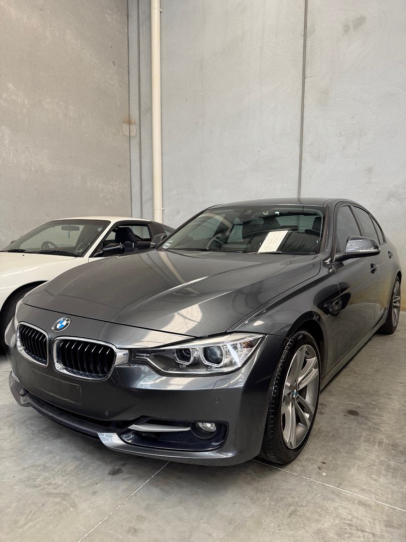 2014 BMW 3 Series Sport Line, Automatic, 119008 km, Photo 2