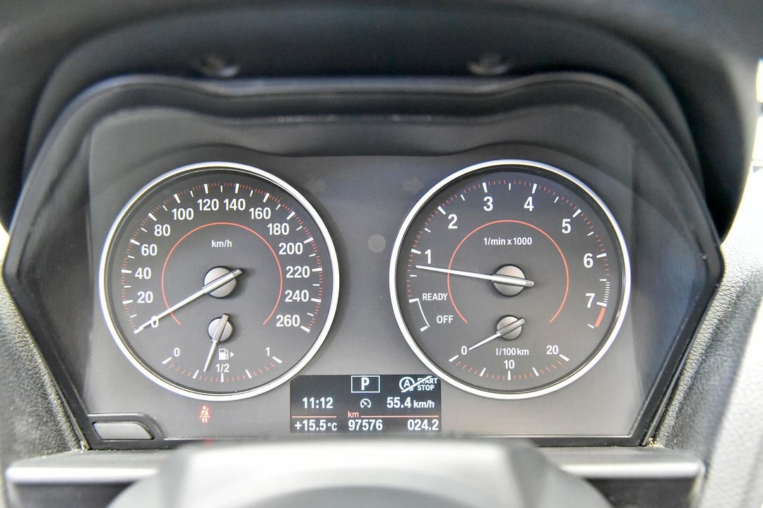 2015 BMW 220i M Sport, Automatic, 98000 km, Photo 7