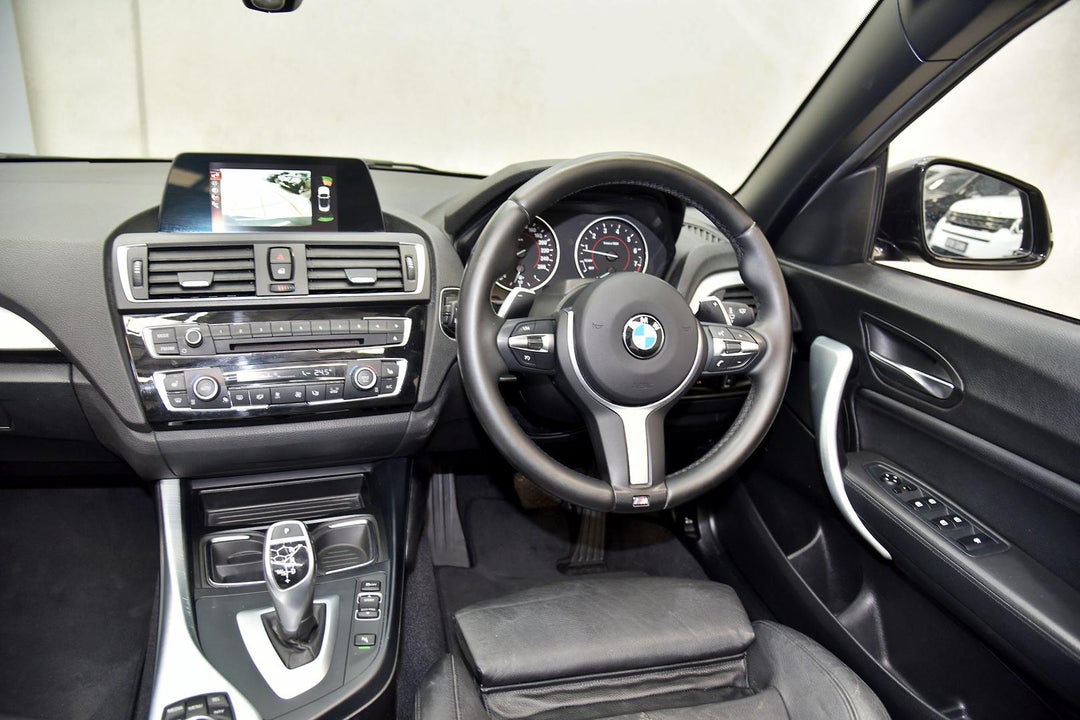 2015 BMW 220i M Sport, Automatic, 98000 km, Photo 9