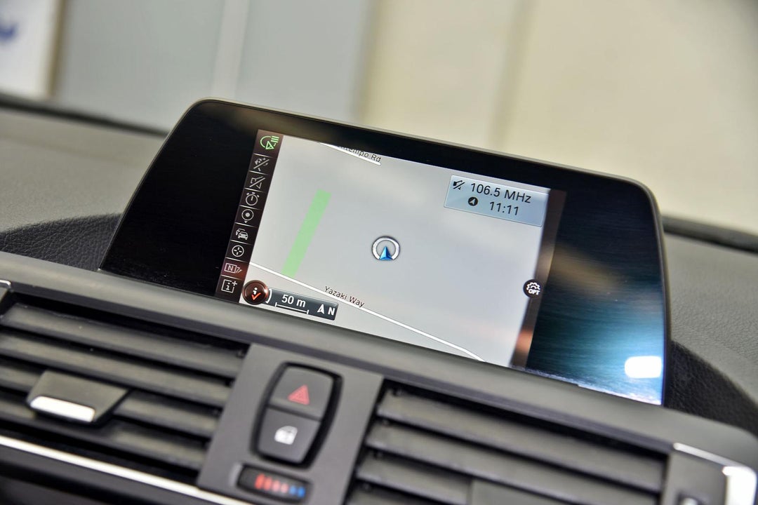 2015 BMW 220i M Sport, Automatic, 98000 km, Photo 16