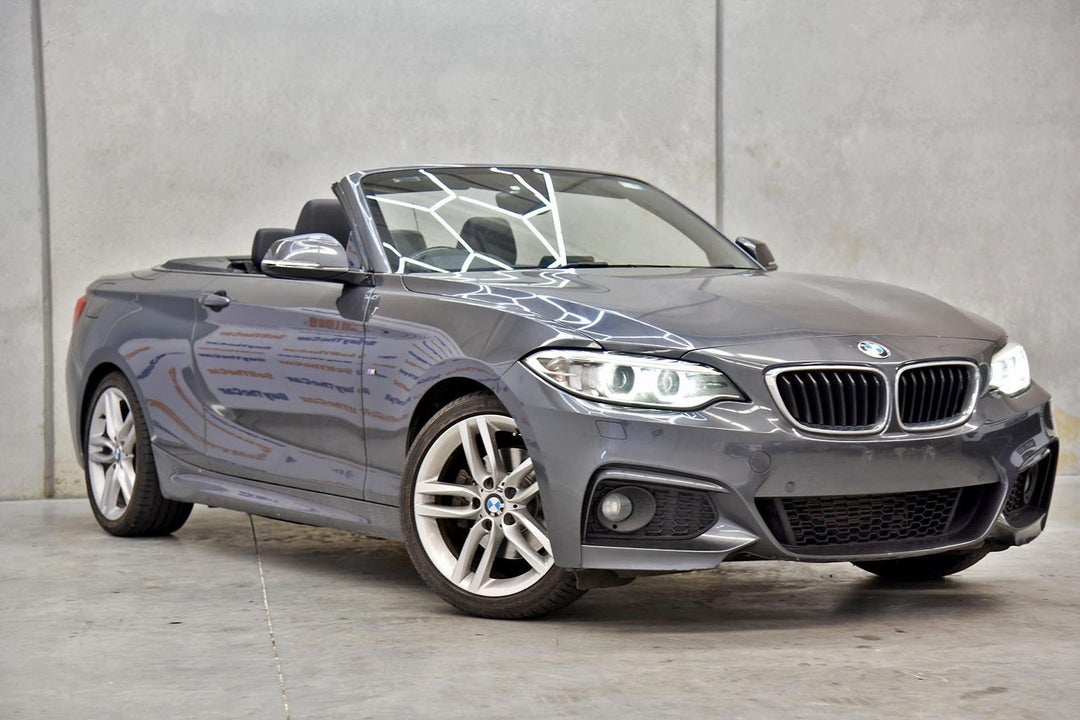 2015 BMW 220i M Sport, Automatic, 98000 km, Photo 3