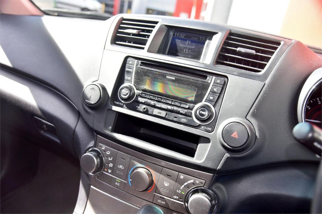 2012 Toyota Kluger Kx-r, Automatic, 141300 km, Photo 1