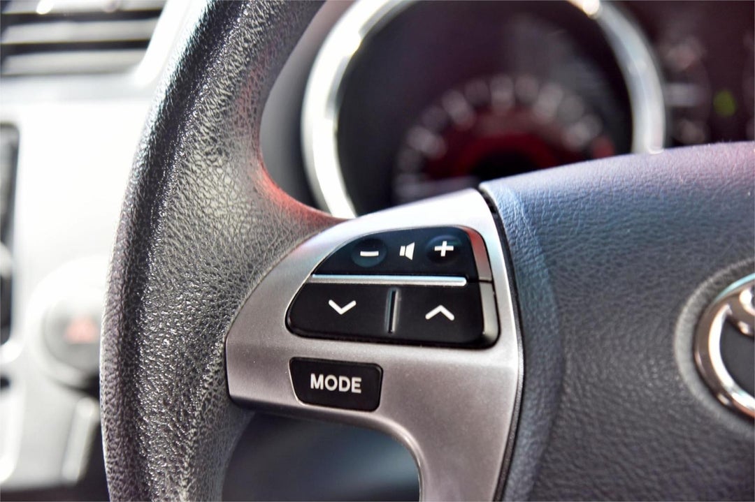 2012 Toyota Kluger Kx-r, Automatic, 141300 km, Photo 3