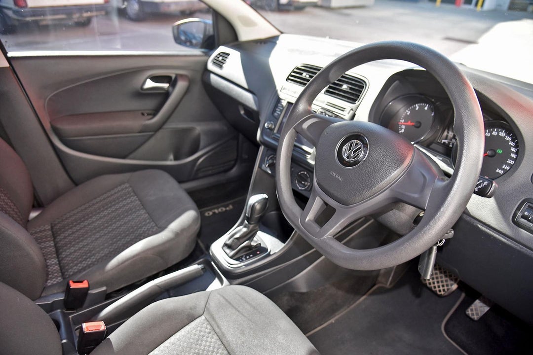 2017 Volkswagen Polo Trendline, Automatic, 55000 km, Photo 10