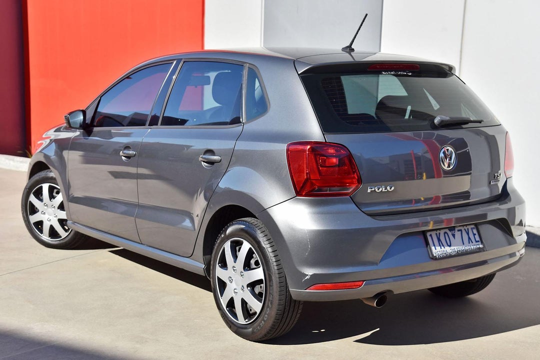 2017 Volkswagen Polo Trendline, Automatic, 55000 km, Photo 4