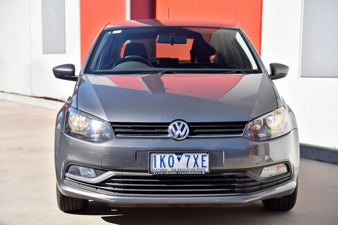 2017 Volkswagen Polo Trendline, Automatic, 55000 km, Photo 2