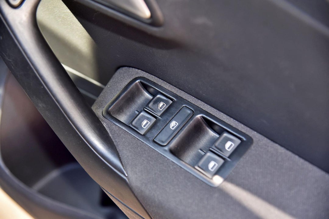 2017 Volkswagen Polo Trendline, Automatic, 55000 km, Photo 17