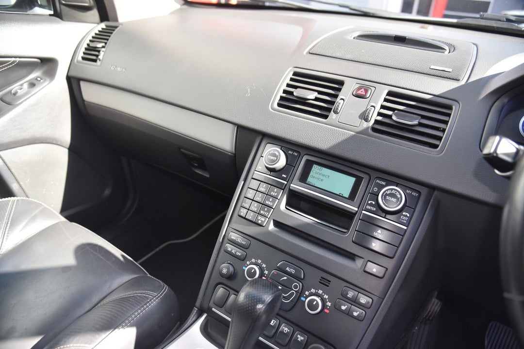 2013 Volvo XC90 D5 R-design, Automatic, 165000 km, Photo 15