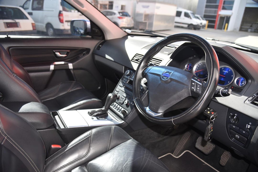 2013 Volvo XC90 D5 R-design, Automatic, 165000 km, Photo 9