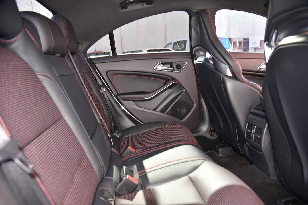 2018 Mercedes-benz CLA-class Cla45amg, Automatic, 68000 km, Photo 32
