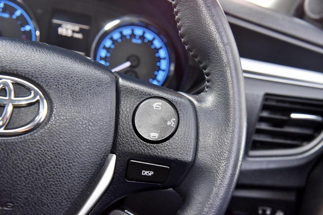 2014 Toyota Corolla Sx, Manual, 105244 km, Photo 12