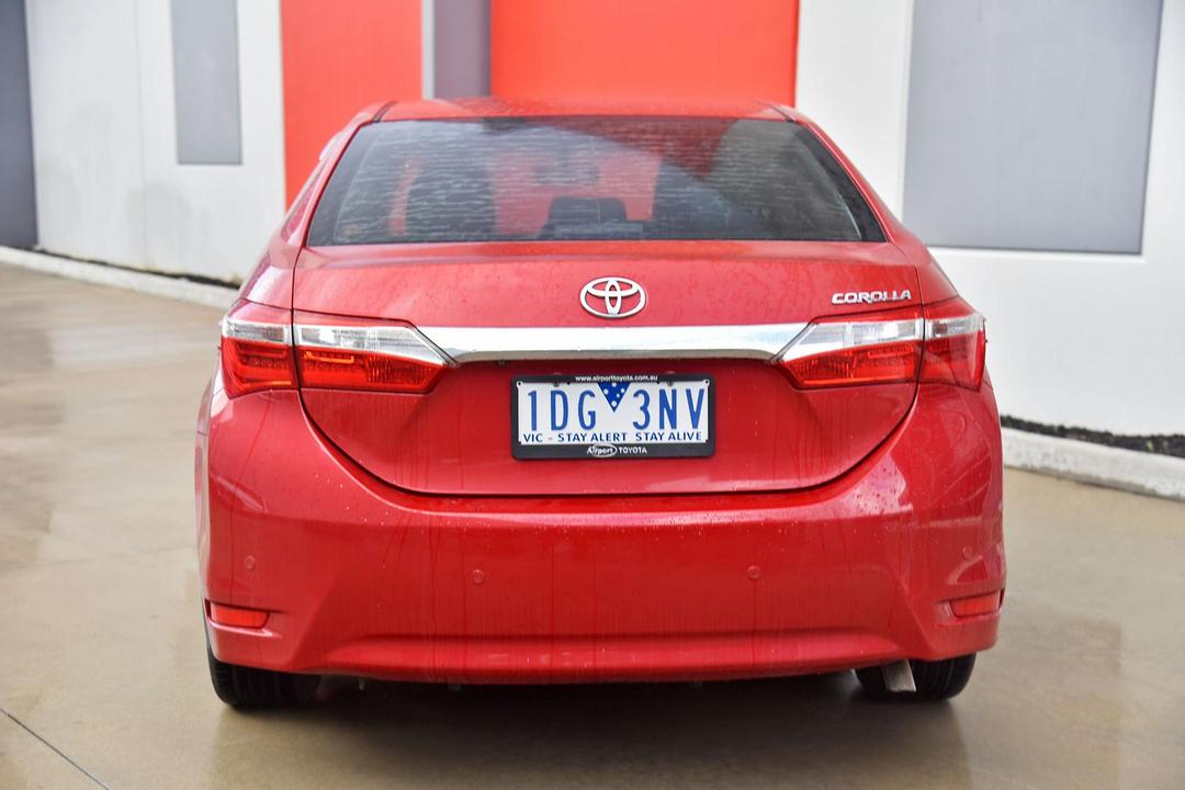 2014 Toyota Corolla Sx, Manual, 105244 km, Photo 5