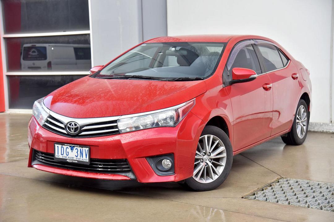 2014 Toyota Corolla Sx, Manual, 105244 km, Photo 3