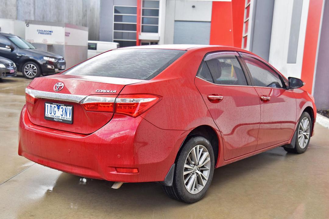 2014 Toyota Corolla Sx, Manual, 105244 km, Photo 6