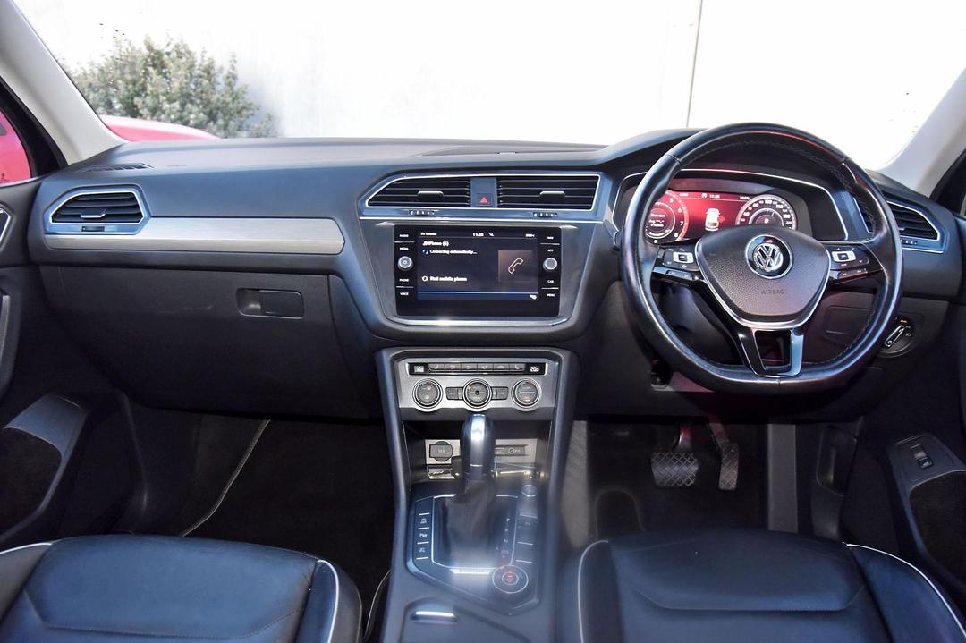 2018 Volkswagen Tiguan 132tsi Comfortline, Automatic, 146000 km, Photo 12