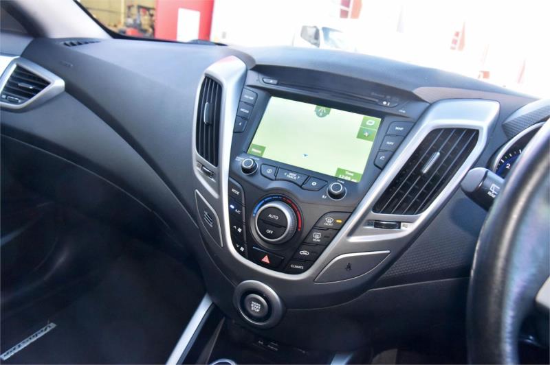2013 Hyundai Veloster Plus, Automatic, 76000 km, Photo 10