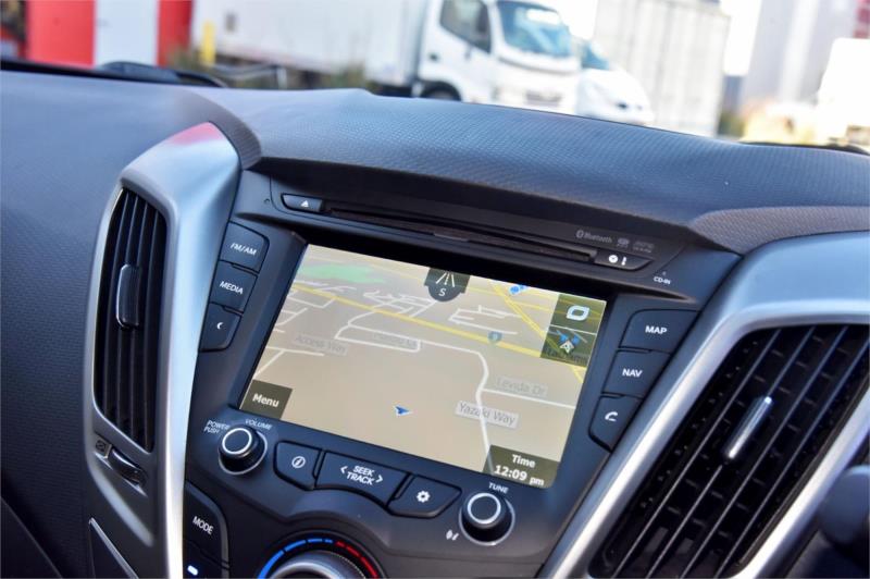 2013 Hyundai Veloster Plus, Automatic, 76000 km, Photo 11