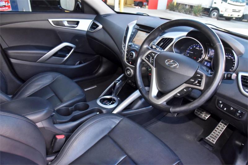 2013 Hyundai Veloster Plus, Automatic, 76000 km, Photo 18