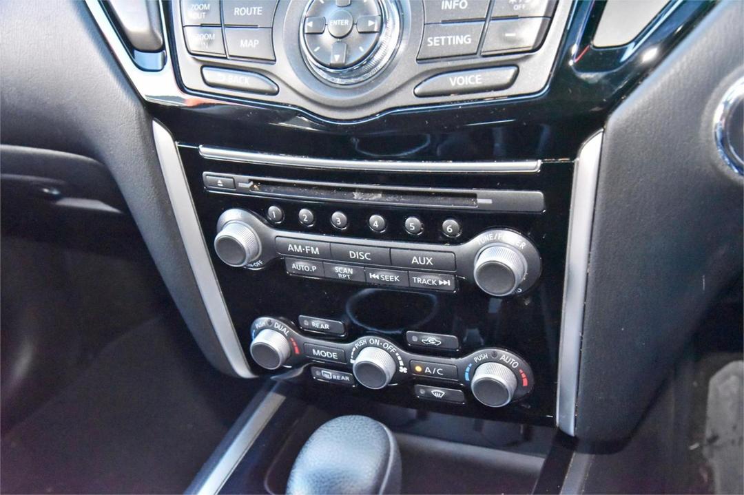 2016 Nissan Pathfinder St-l, Manual, 101000 km, Photo 12