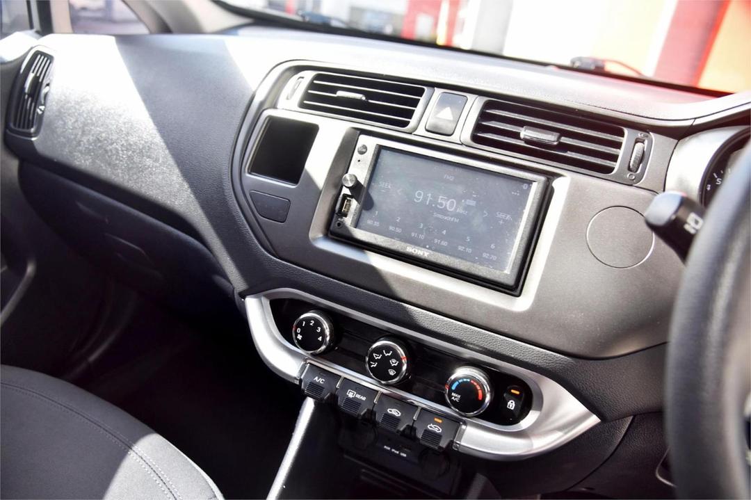 2017 Kia Rio S, Automatic, 31777 km, Photo 16