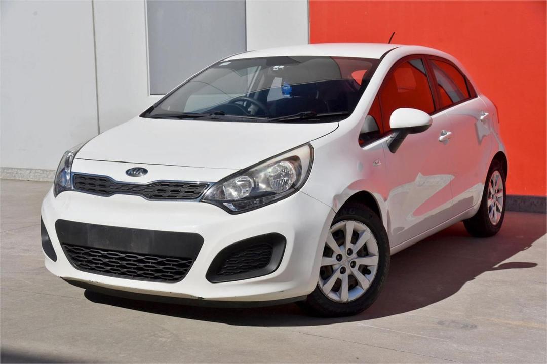 2017 Kia Rio S, Automatic, 31777 km, Photo 3