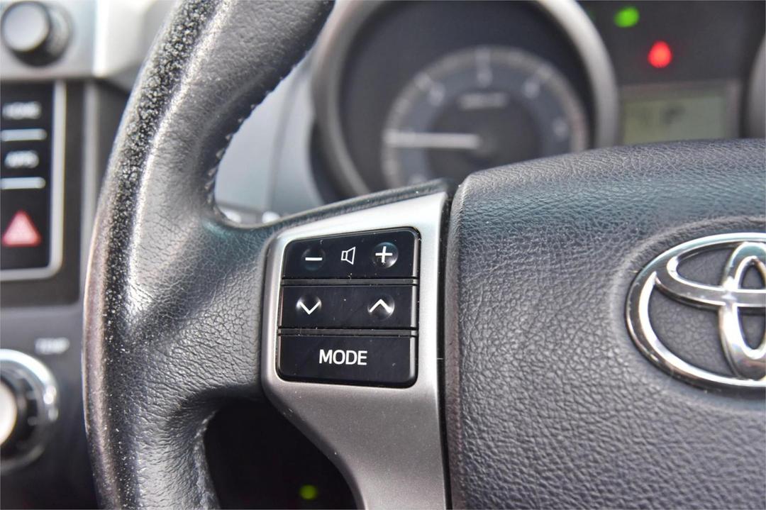 2014 Toyota Landcruiser Prado Gxl, Automatic, 263000 km, Photo 3