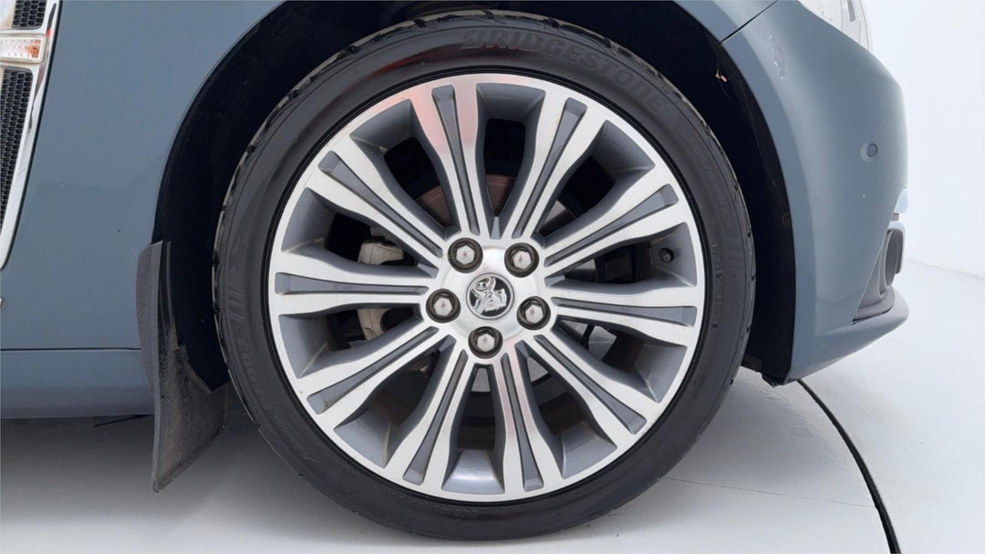 2013 Holden Calais V, Automatic, 130000 km, Photo 11