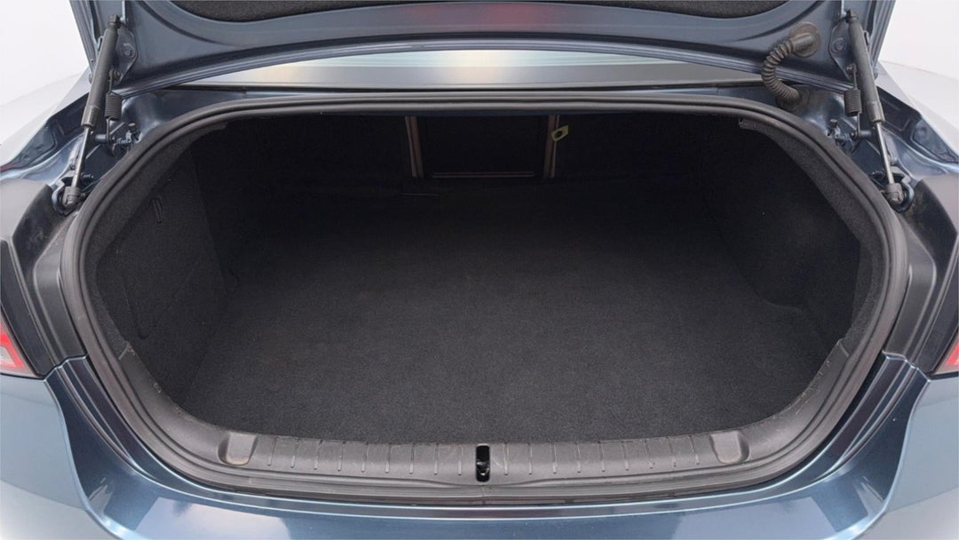 2013 Holden Calais V, Automatic, 130000 km, Photo 36