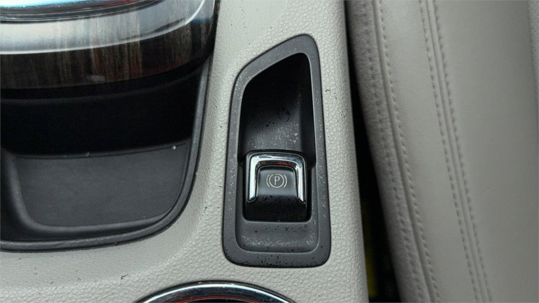 2013 Holden Calais V, Automatic, 130000 km, Photo 22