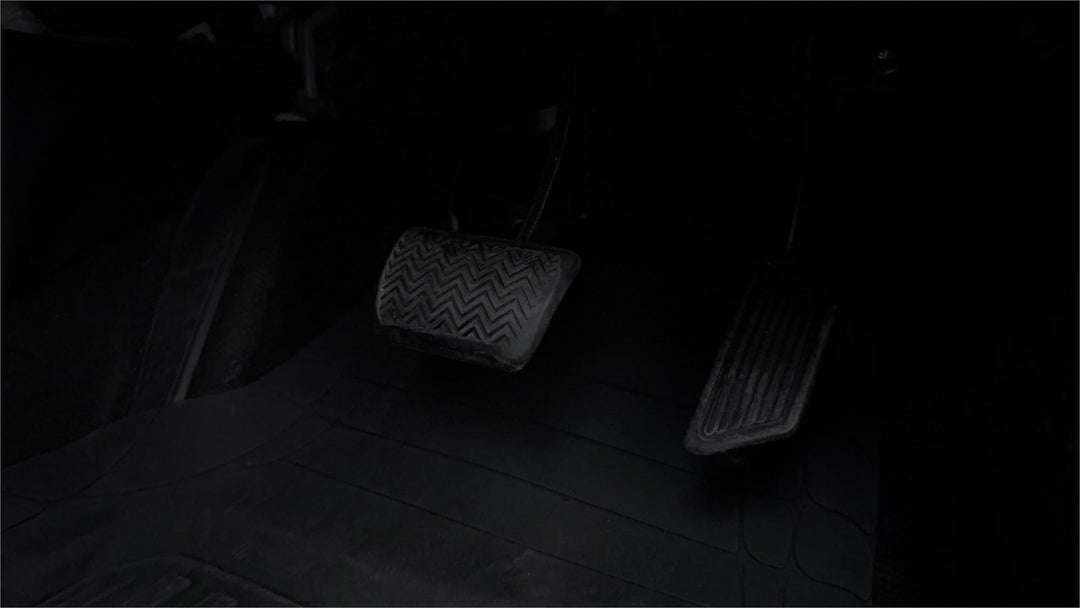 2015 Toyota Corolla Ascent, Automatic, 120220 km, Photo 16