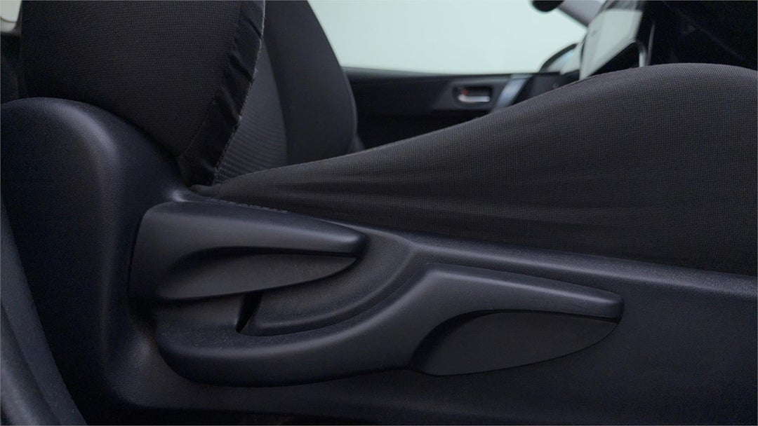 2015 Toyota Corolla Ascent, Automatic, 120220 km, Photo 27