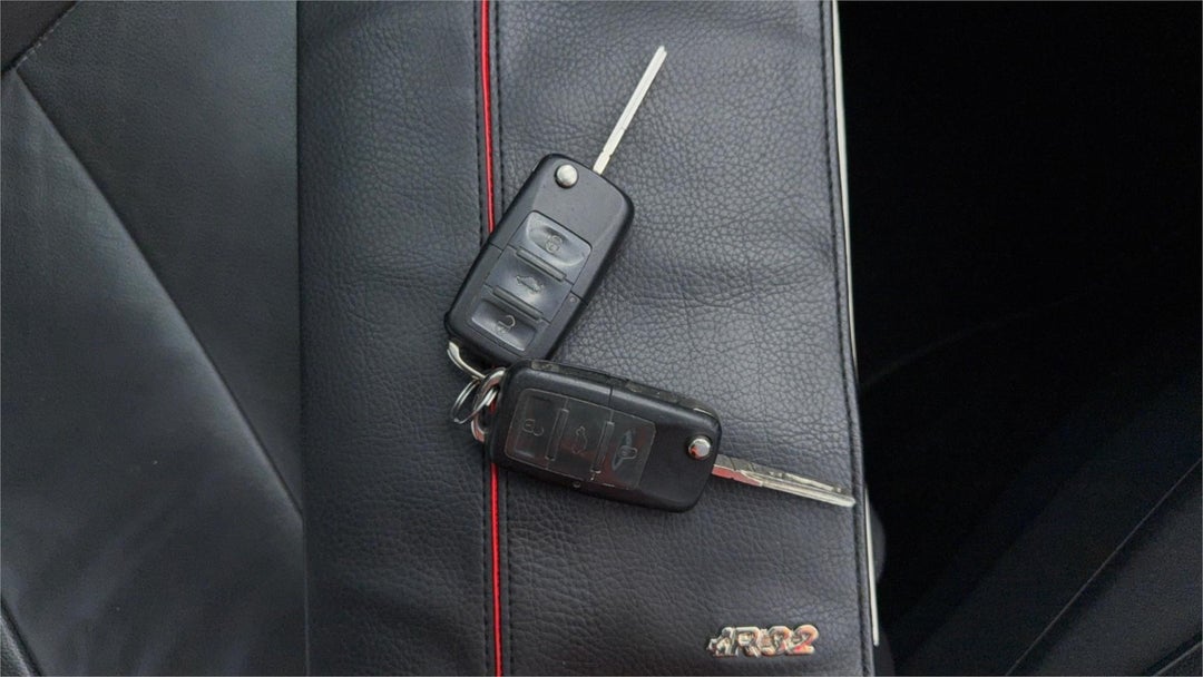 2006 Volkswagen Golf R32, Automatic, 148000 km, Photo 33