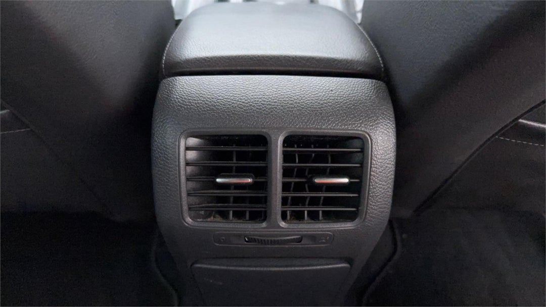 2006 Volkswagen Golf R32, Automatic, 148000 km, Photo 24