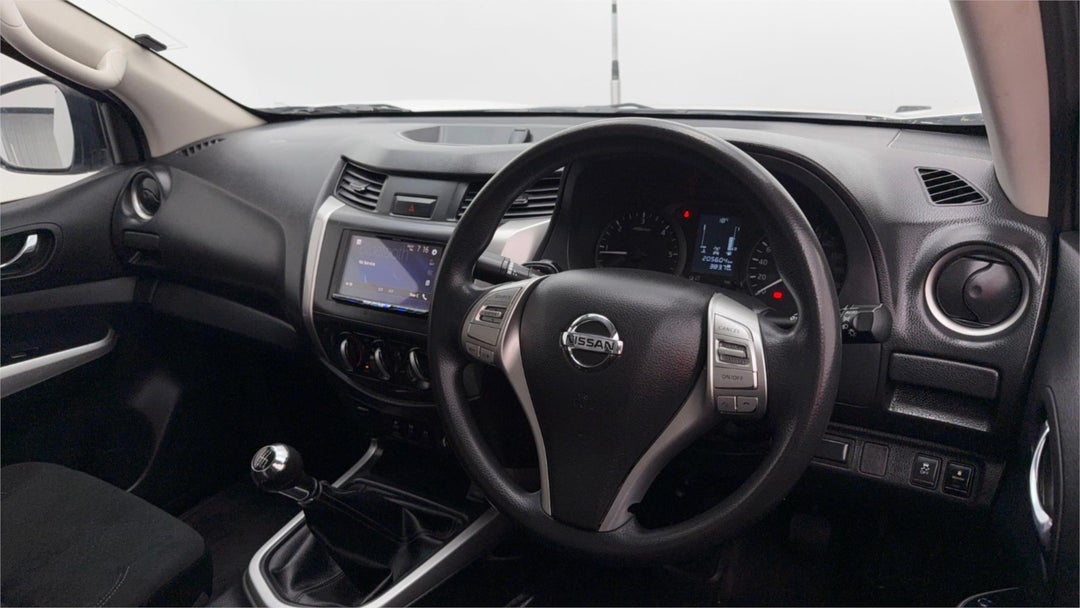 2018 Nissan Navara Rx, Manual, 200000 km, Photo 11