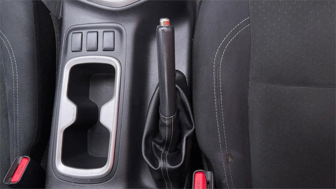 2018 Nissan Navara Rx, Manual, 124169 km, Photo 15