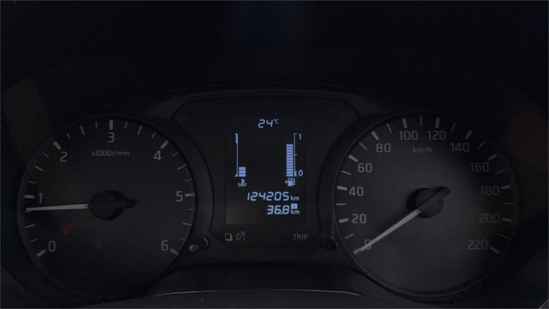 2018 Nissan Navara Rx, Manual, 124169 km, Photo 17