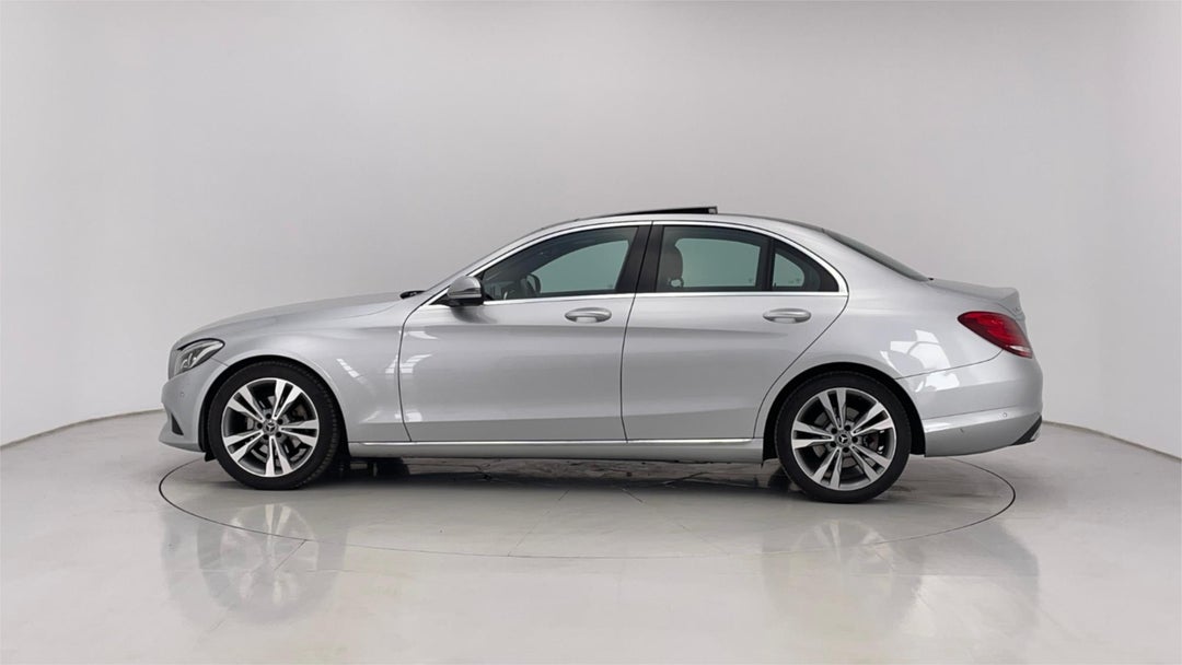 2017 Mercedes-benz C200 C200, Automatic, 98000 km, Photo 4