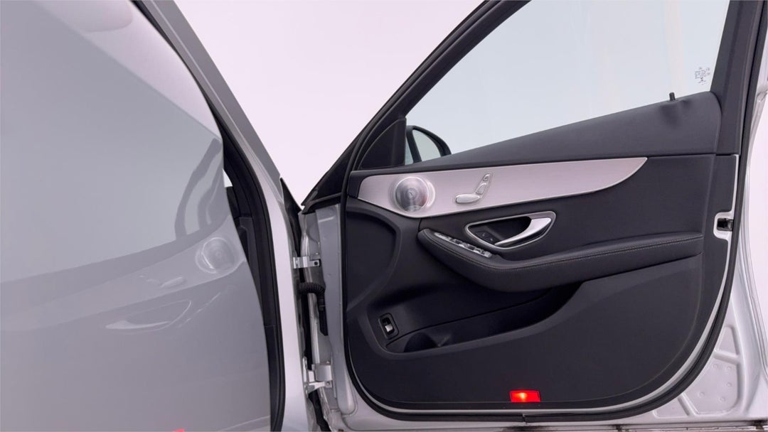 2017 Mercedes-benz C200 C200, Automatic, 98000 km, Photo 33