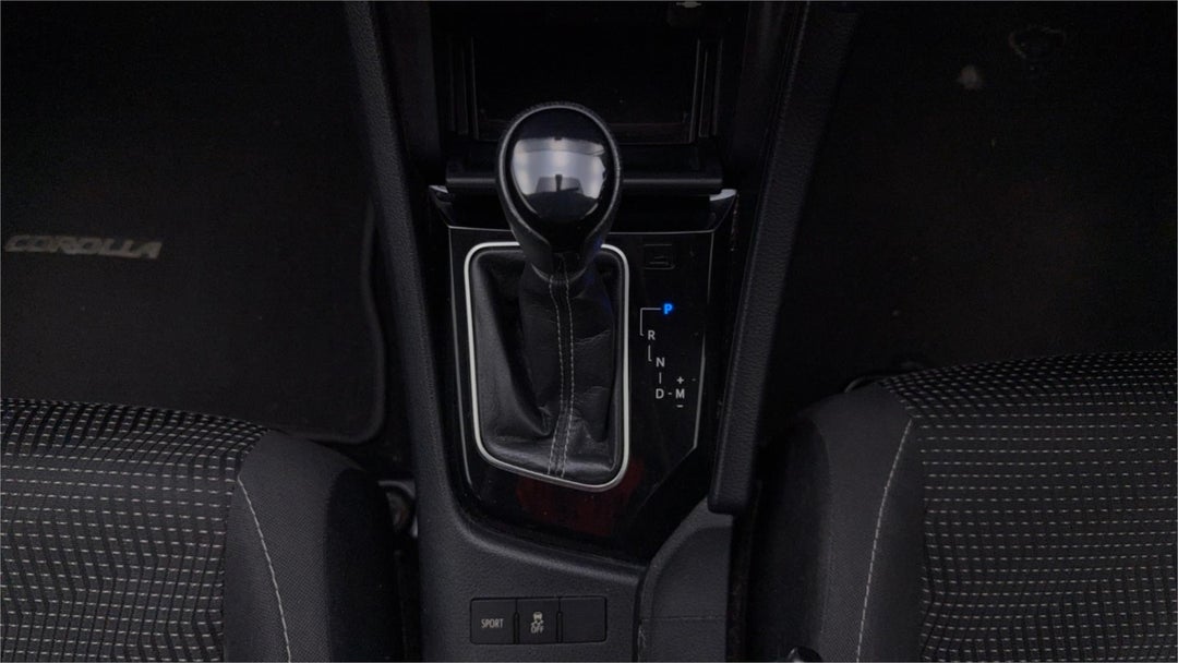 2015 Toyota Corolla Ascent Sport, Automatic, 117200 km, Photo 15