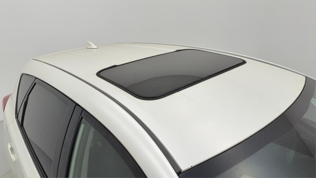 2015 Toyota Corolla Ascent Sport, Automatic, 117200 km, Photo 11