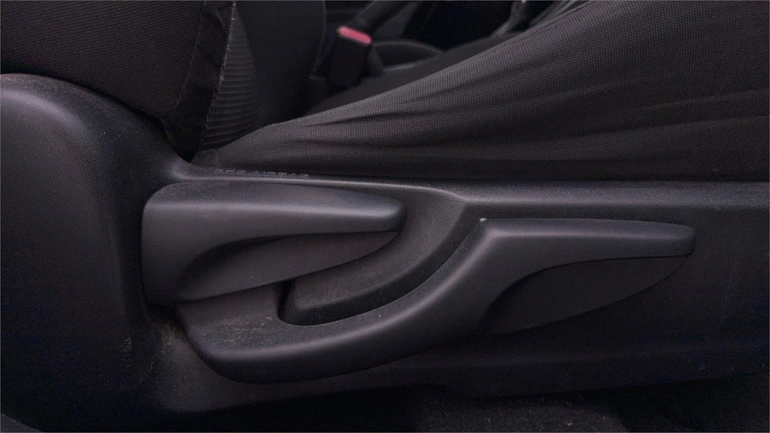 2015 Toyota Corolla Ascent Sport, Automatic, 117200 km, Photo 29