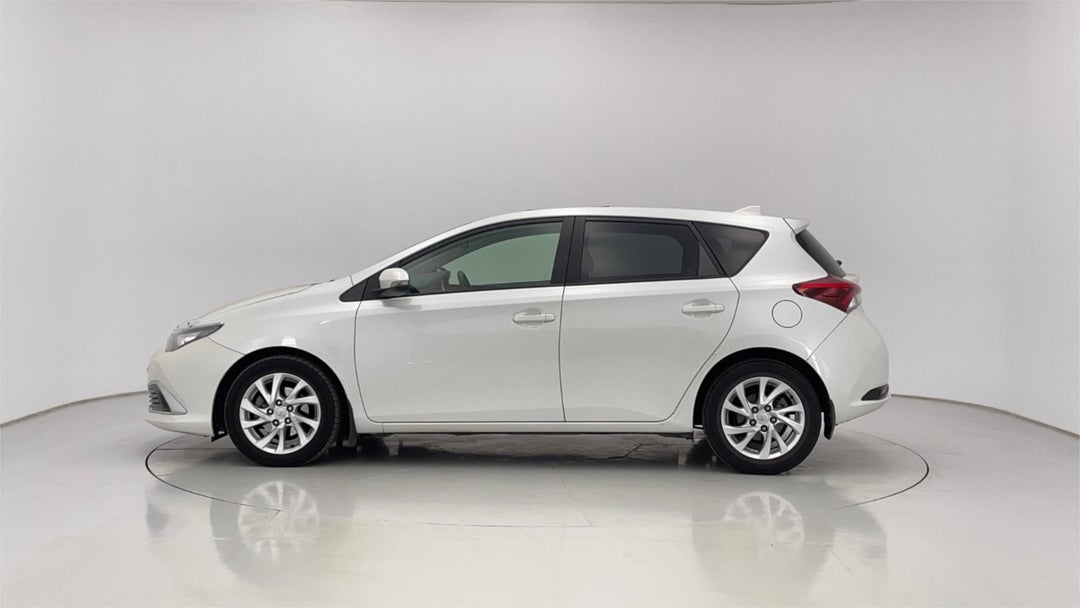 2015 Toyota Corolla Ascent Sport, Automatic, 117200 km, Photo 4