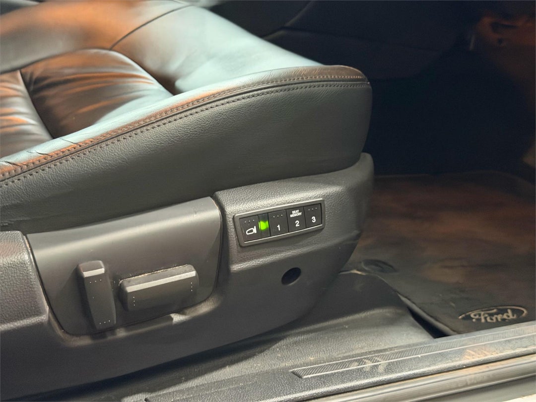 2014 Ford G6 G6e, Automatic, 76000 km, Photo 13