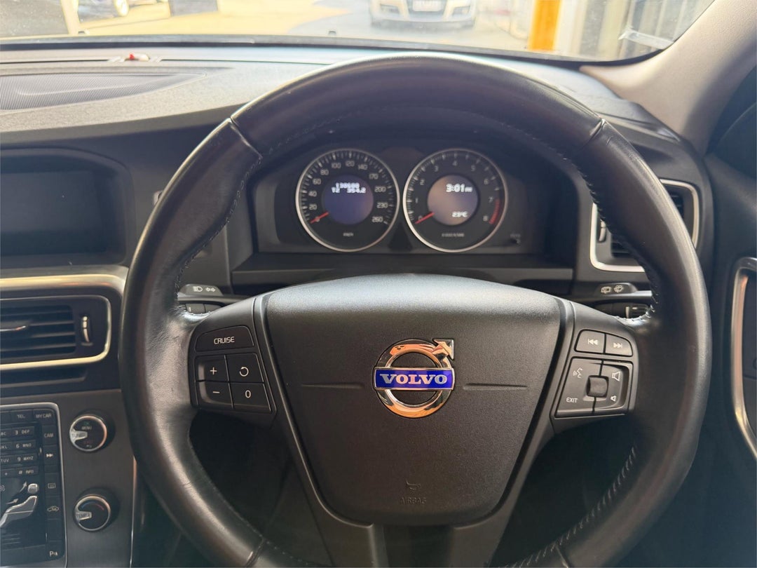 2011 Volvo V60 T5, Automatic, 130500 km, Photo 15