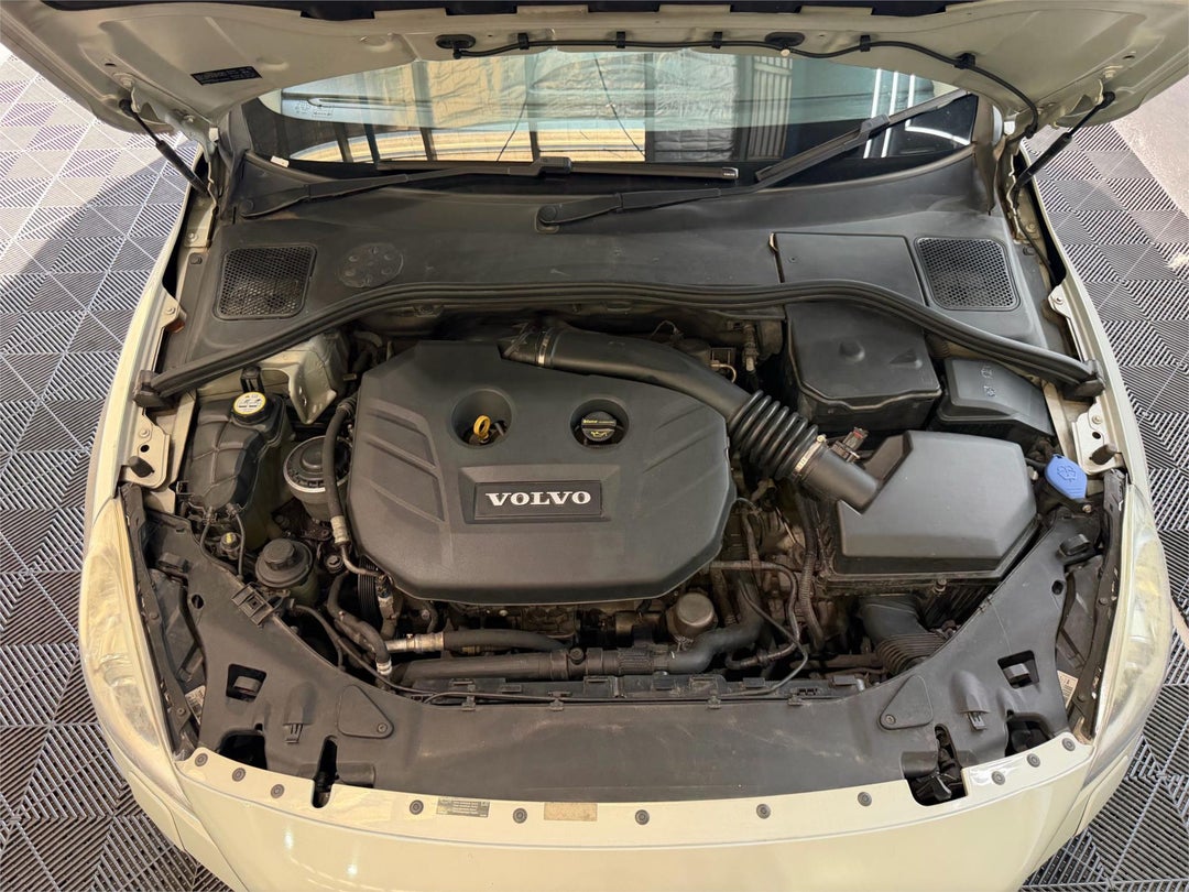 2011 Volvo V60 T5, Automatic, 130500 km, Photo 31
